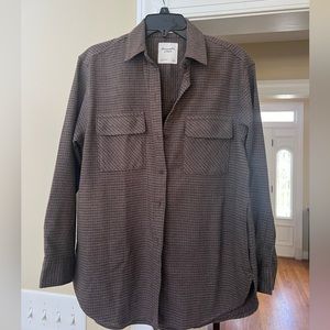 Abercrombie oversized brown plaid flannel shirt. Small